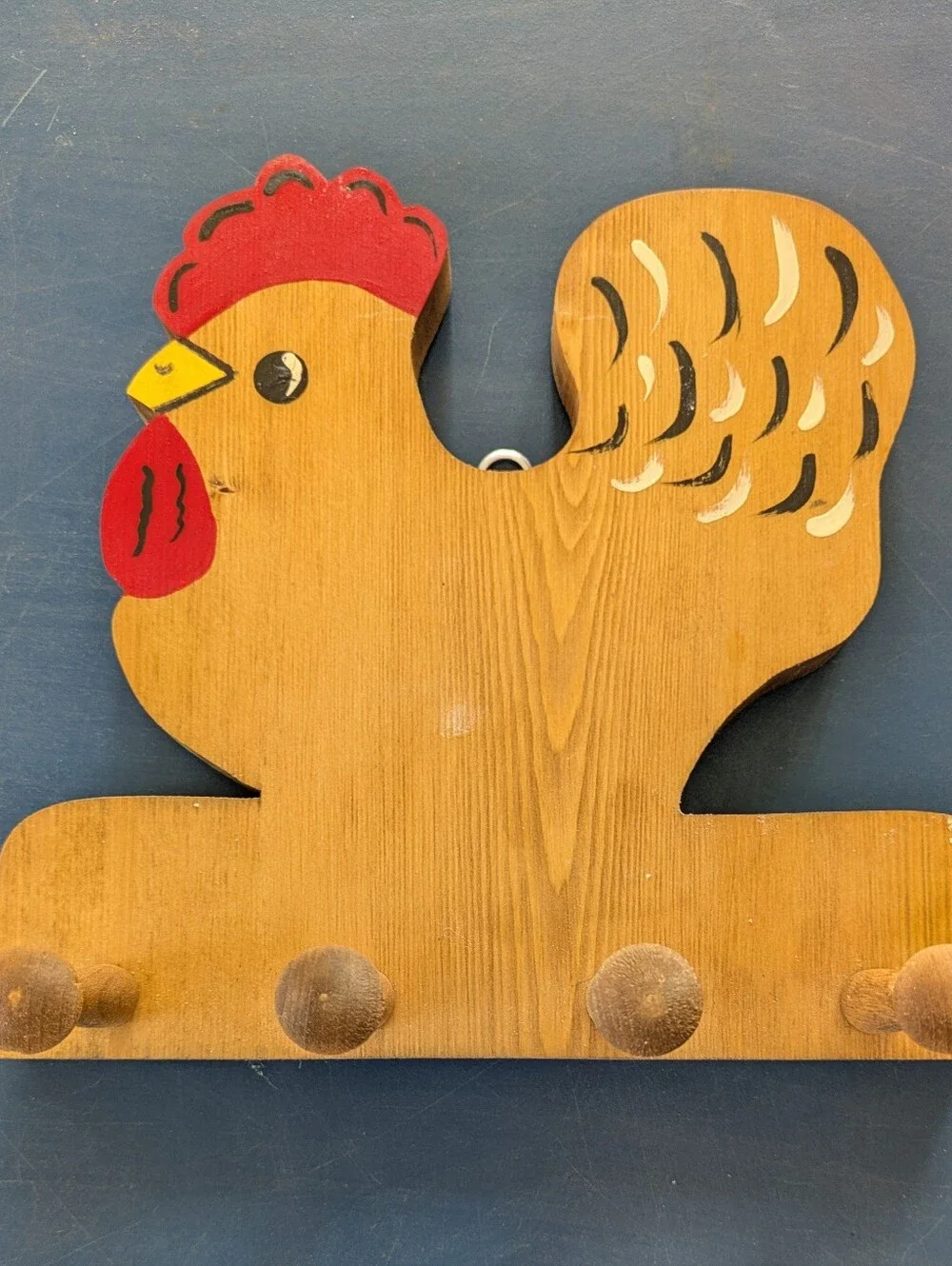 Chicken Wall Hook Holder Decor 4 Wood Hooks 8 x 7 5/8 Handcrafted Vintage